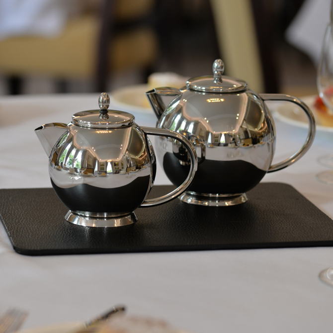 Elia Perfect Pour Teapot 0.7ltr