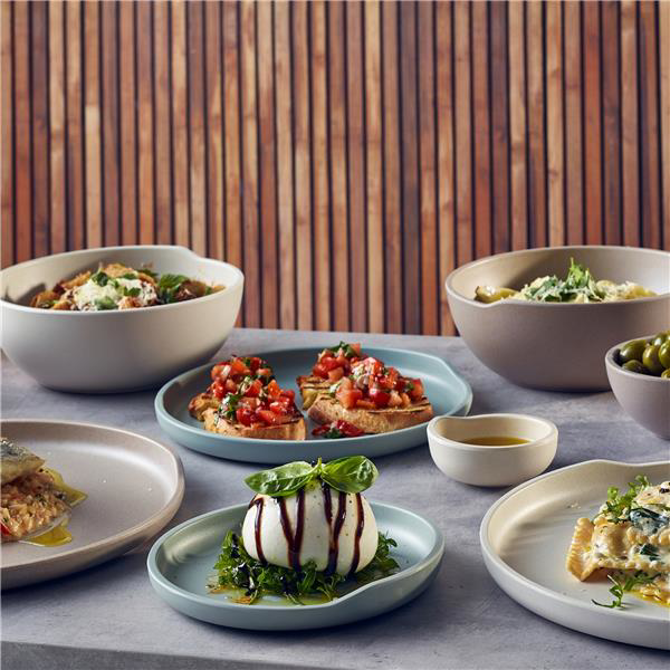 White Copenhagen Round Melamine Plate 28cm