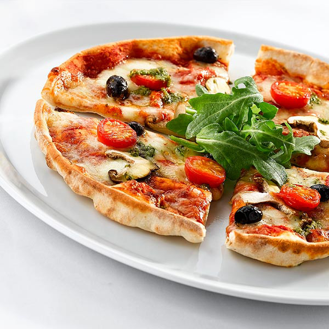 Royal Genware Pizza Plates 28cm