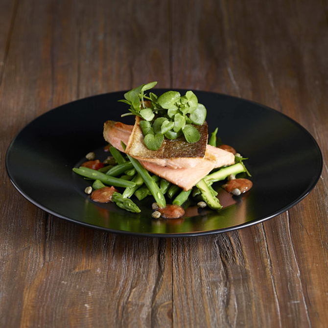 Midnight Wide Rim Plate Black 25cm
