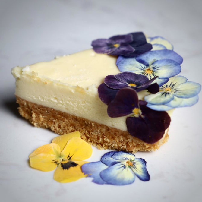 Pressed Viola Flowers Count - 25