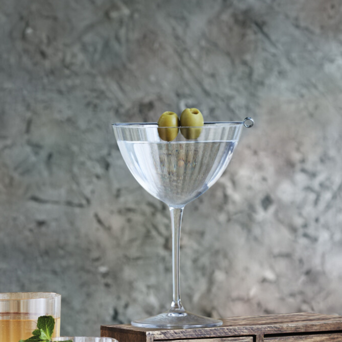 Speakeasy Swing Martini 7.75p oz / 220ml