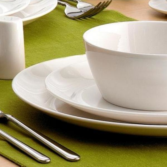 Elia Orientix Oval Plate 9inch / 23cm
