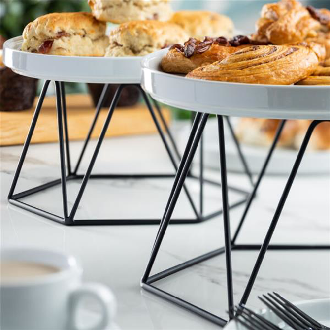 Matt Black Plate Riser - 19cm x 15.5cm